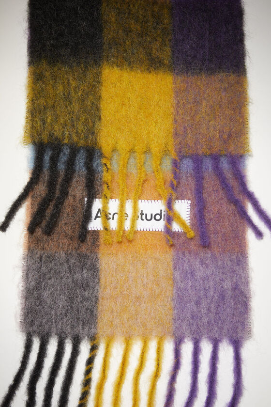 (image for) Fun Mohair checked scarf